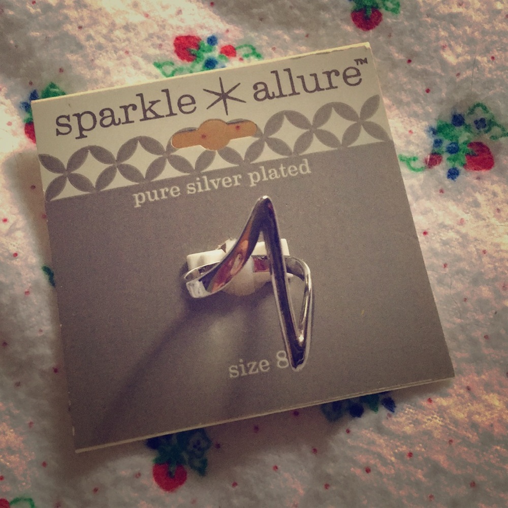 Silver plated fashion ring